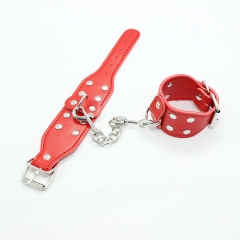 Factory direct Adult supplies hot red black leather handcuffs with nail tied hand tied female apparatus